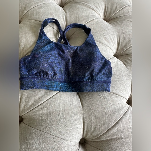 lululemon athletica Women's Black and Blue Sports Bra - Picture 3 of 5